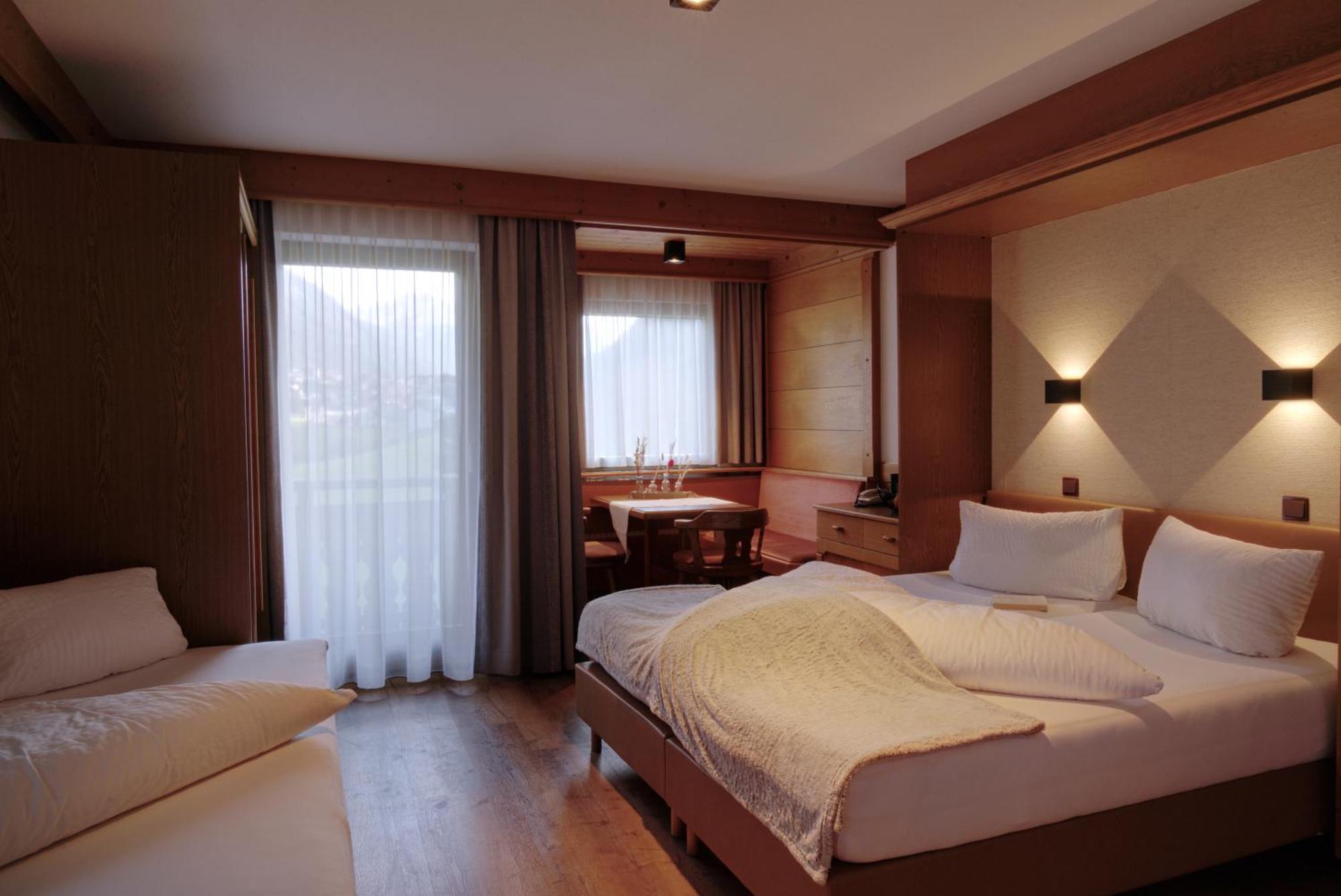 Versalerhof Ишгъл Екстериор снимка